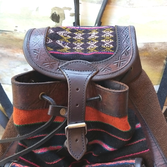 Taos LEATHER Blanket Wool Handcrafted Pockets Buckles Straps Unique BACKPACK EUC - Picture 6 of 16